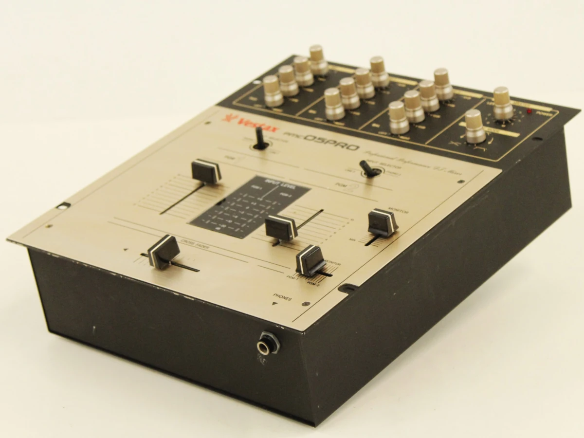 Vestax PMC-05Pro – Professional Mixing Controller - foto 6