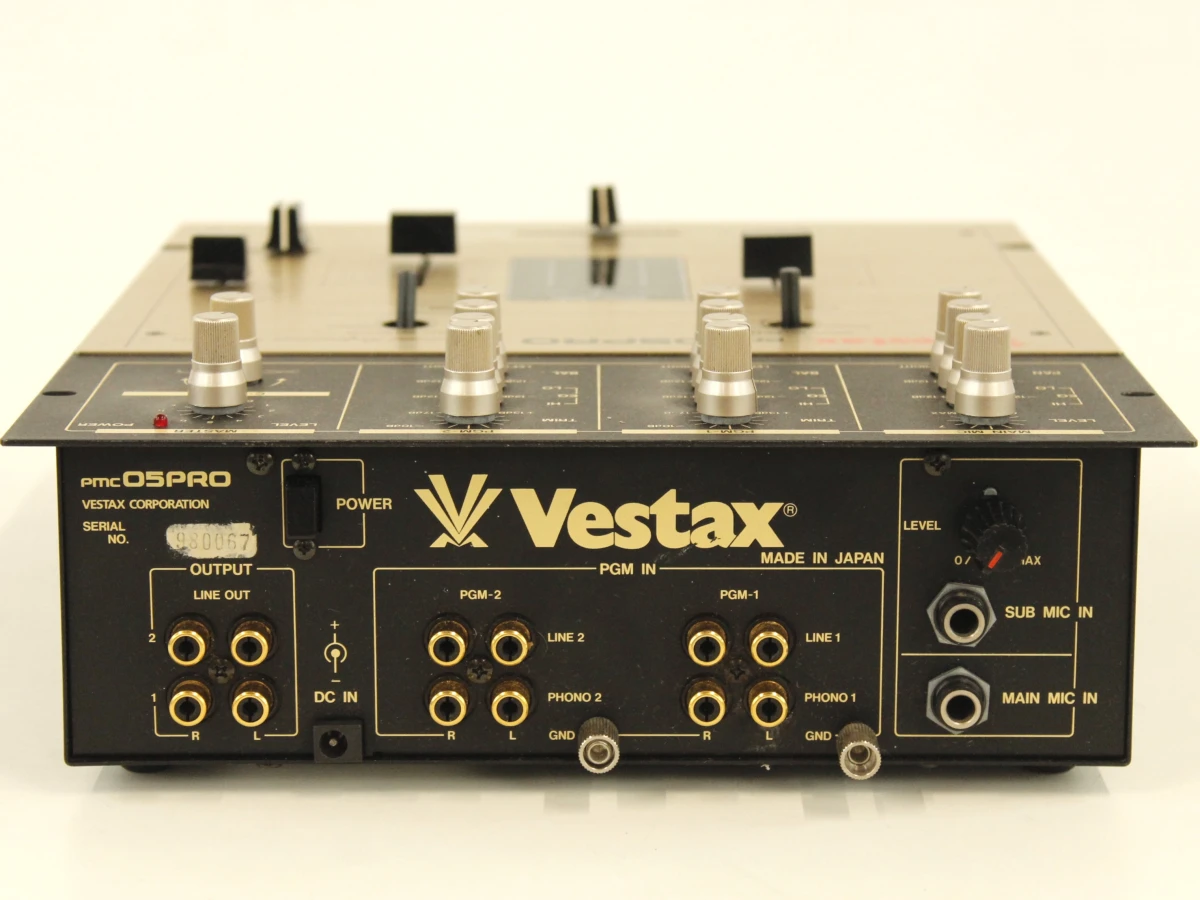 Vestax PMC-05Pro – Professional Mixing Controller - foto 7