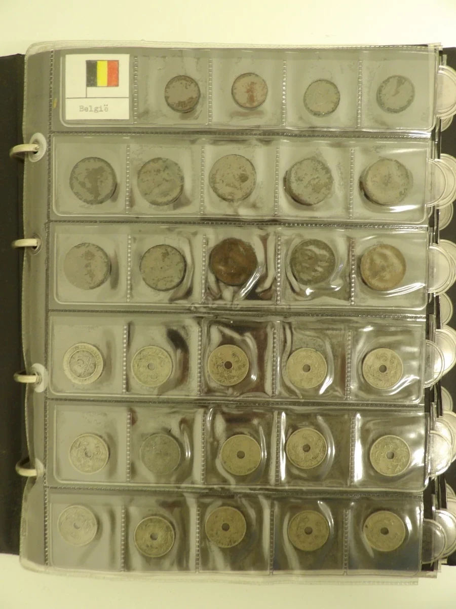 Verzamelalbum oude Belgische munten (ca. 362 stuks) - foto 2