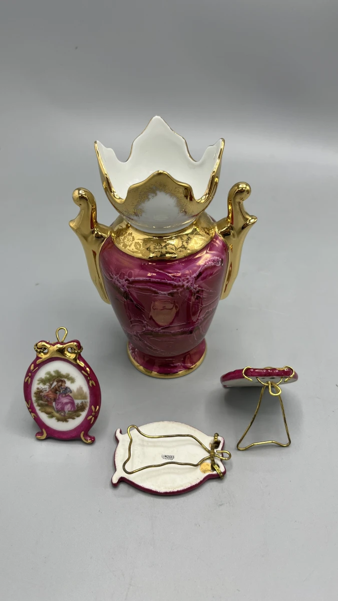Miniatuur porselein Limoges France Fragonard verzamelset bordeaux en goud - foto 11