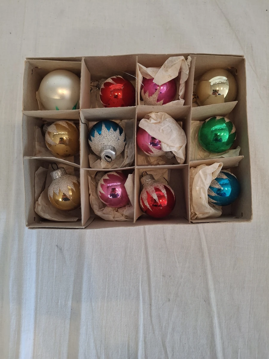 Set vintage kerstversiering met diverse glazen ornamenten - foto 10