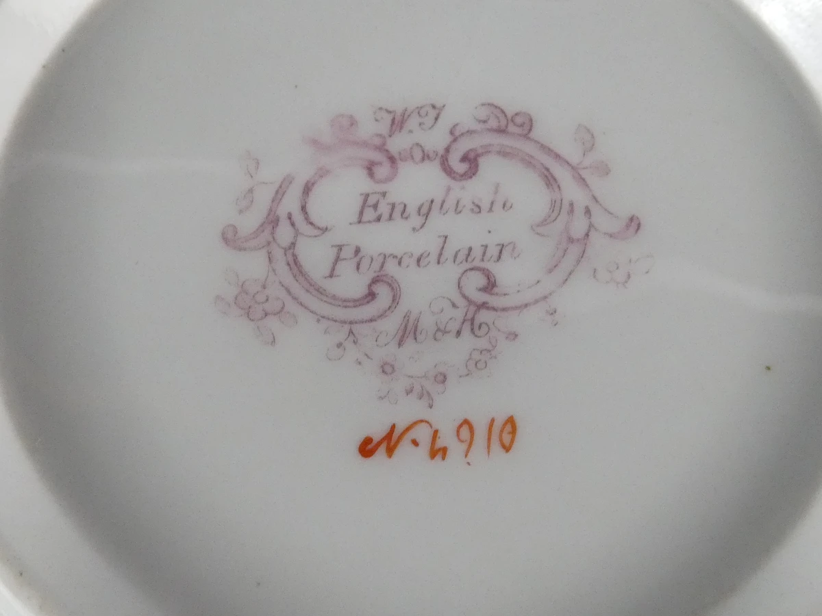 Decoratieve 6-delige porseleinen theeset in Engelse stijl - foto 10