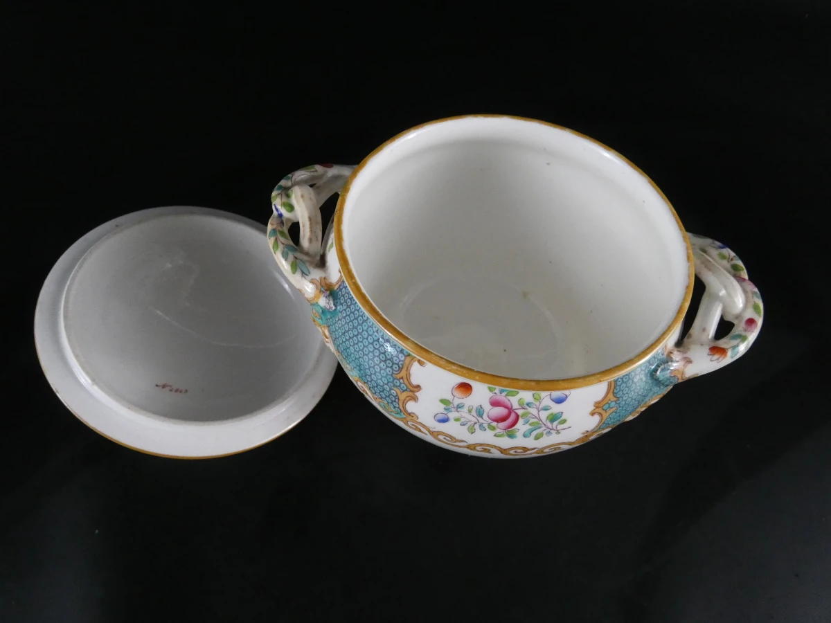 Decoratieve 6-delige porseleinen theeset in Engelse stijl - foto 21