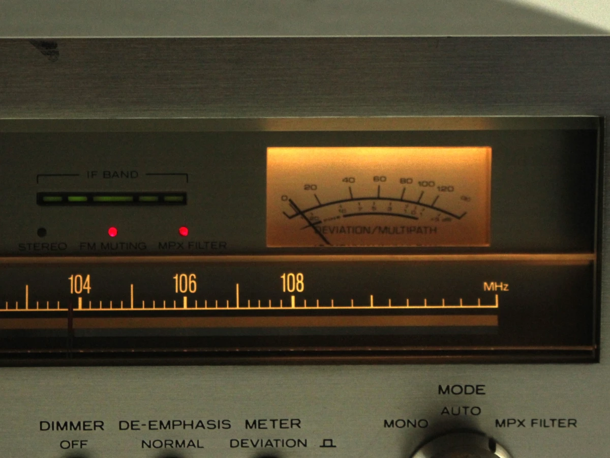 Kenwood 600T FM Stereo Tuner jaren 70 - foto 11