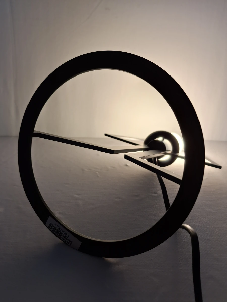 Moderne metalen tafellamp met open design - foto 7