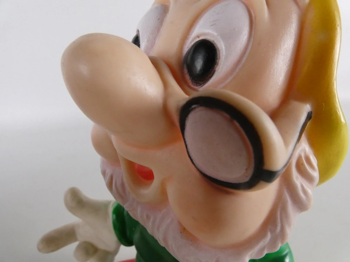 Vintage Disney Sneeuwwitje en de Zeven Dwergen – 7 figuren - foto 19