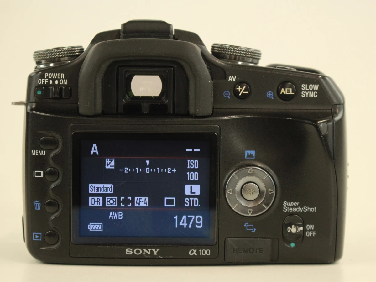 Sony Alpha 100 digitale spiegelreflexcamera met zoomlens en accessoires - foto 6