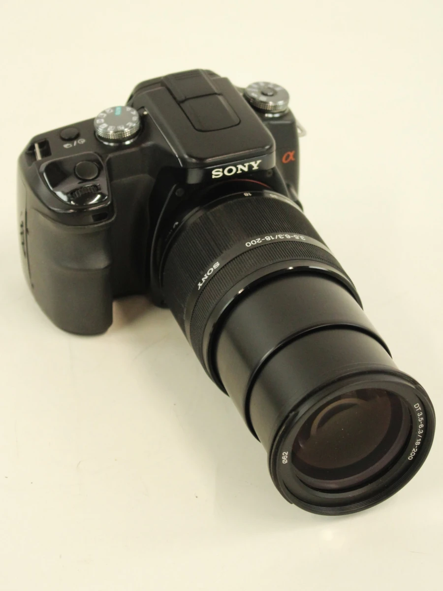 Sony Alpha 100 digitale spiegelreflexcamera met zoomlens en accessoires - foto 14
