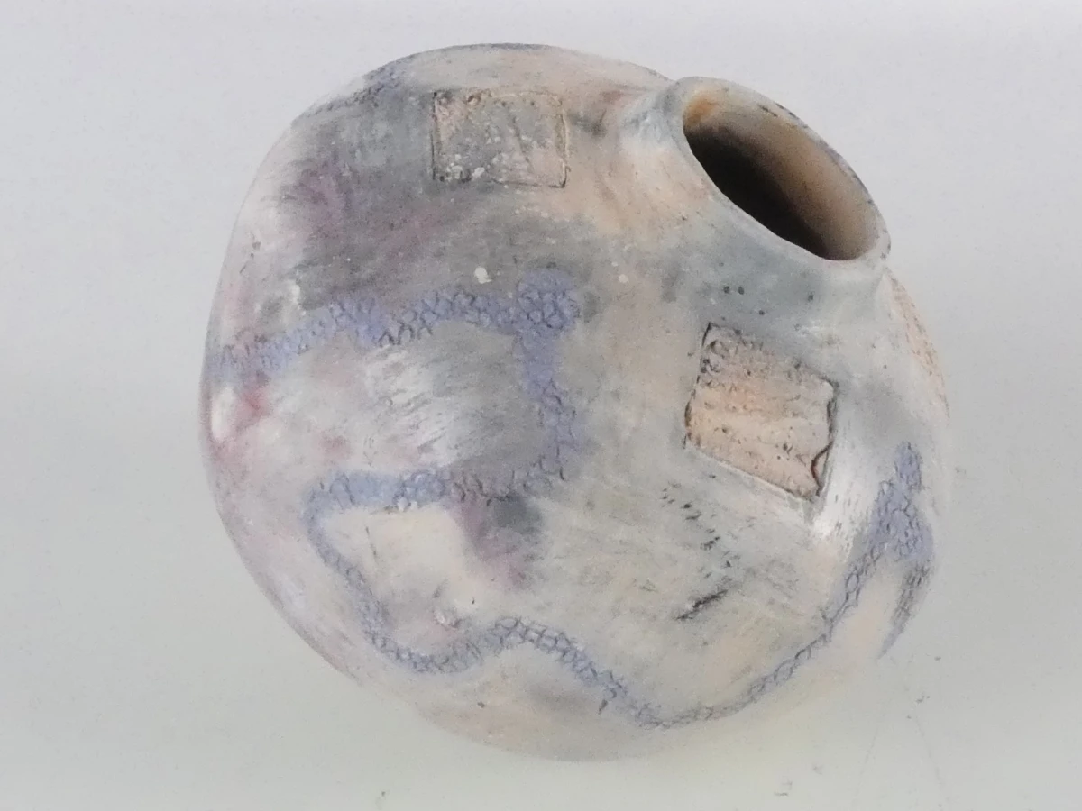 Decoratieve keramische vaas met blauwe accenten - foto 17