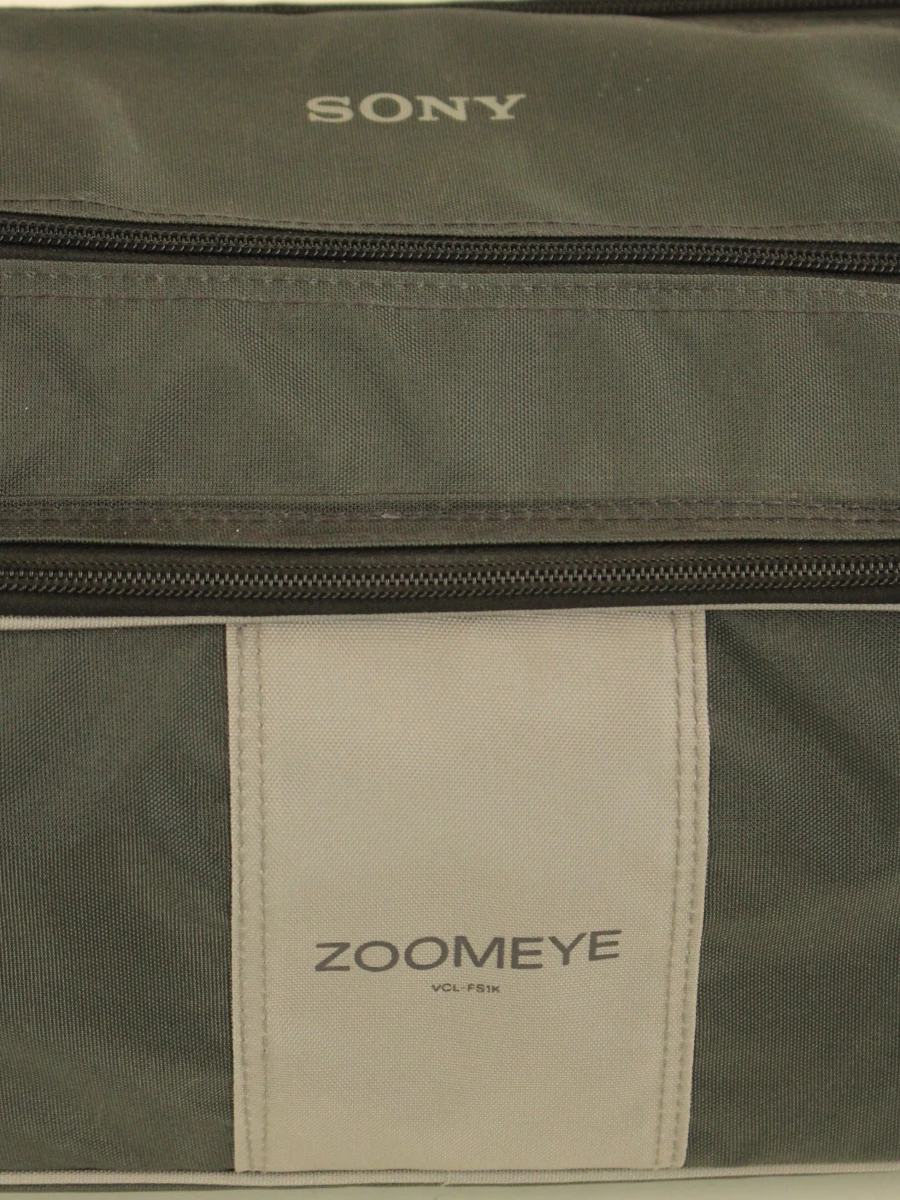 Sony Zoomeye VCL-FS1K spotting teleconversieset met montagehouder, accessoires en draagtas - foto 3