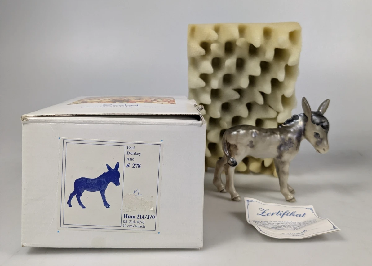 Set van 13 Goebel beeldjes met certificaat en originele dozen. - foto 6