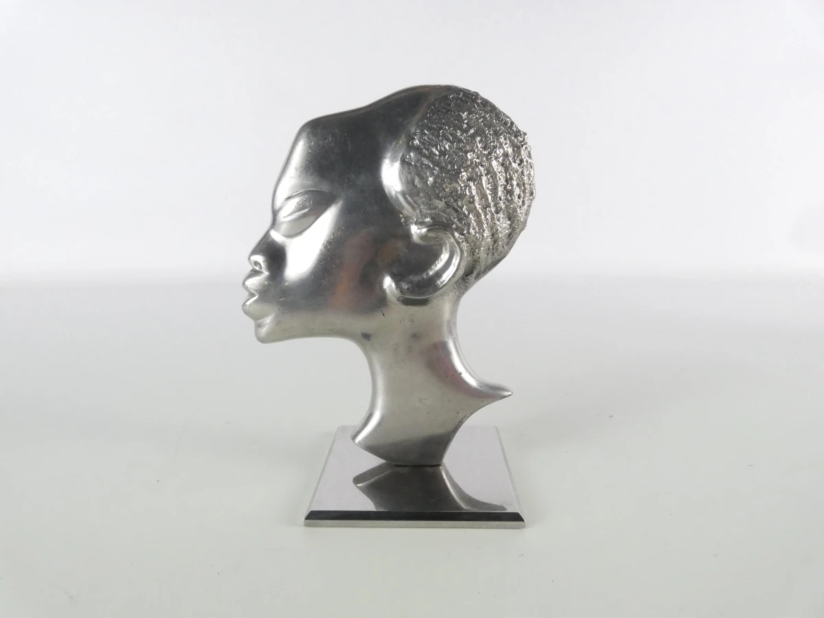 Exclusief paar zware Mid-Century metalen bustes – Afrikaans design – 5.4 kg - foto 3