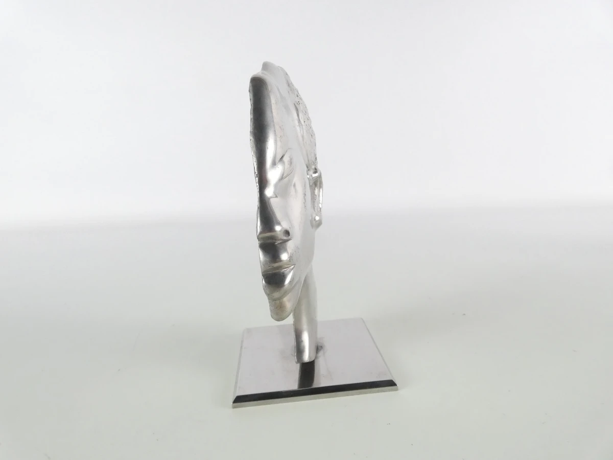 Exclusief paar zware Mid-Century metalen bustes – Afrikaans design – 5.4 kg - foto 4