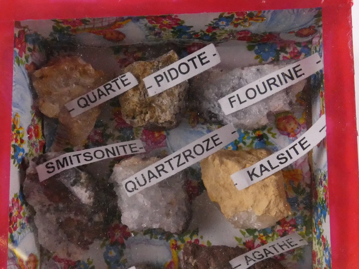 Prachtige Gevarieerde Mineralen- en Geodencollectie met Educatieve Mineraalset – 5-delig ensemble (Totaalgewicht ca. 3 kg) - foto 3