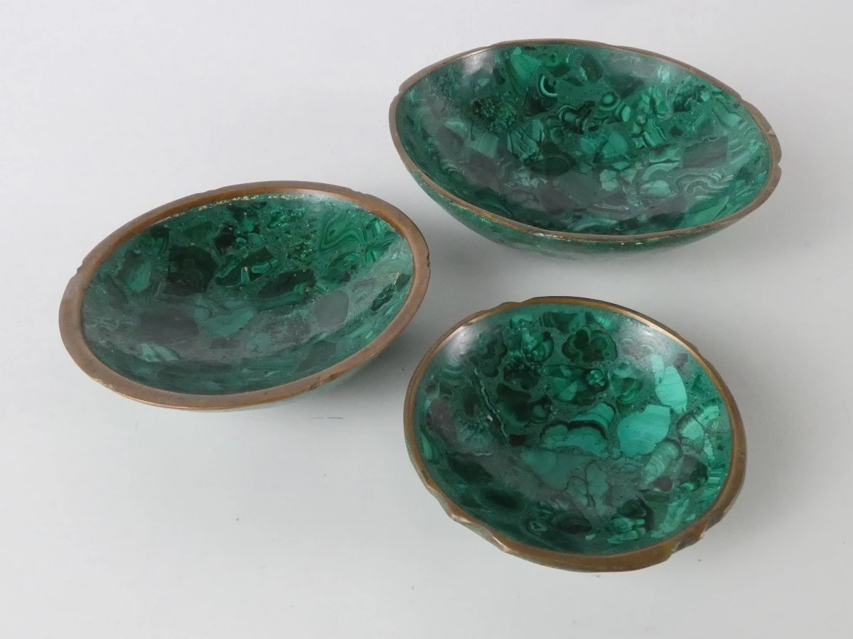 Set decoratieve malachiet schalen en beeldje - foto 4