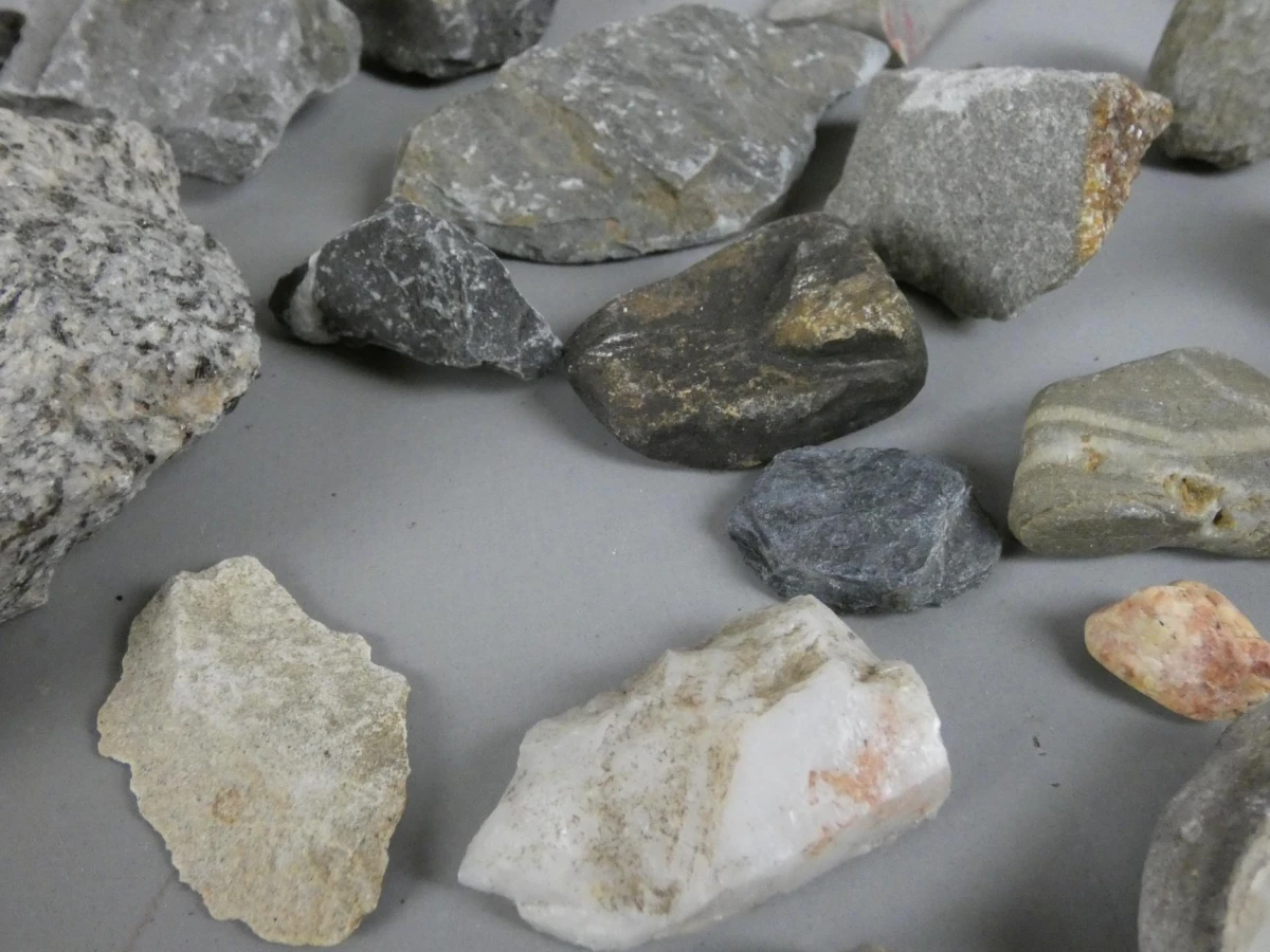 Verzameling mineralen en gesteenten - foto 8