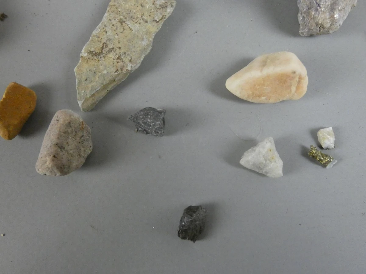 Verzameling mineralen en gesteenten - foto 5