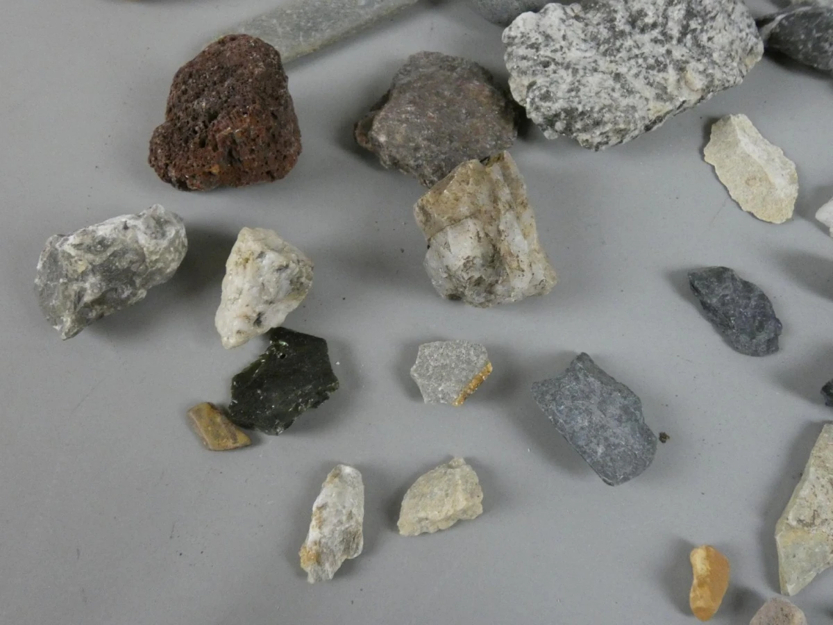 Verzameling mineralen en gesteenten - foto 6