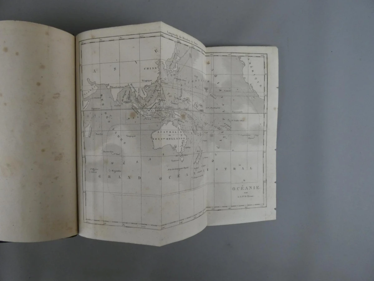 L'Univers Pittoresque: Océanie - M. G. L. Domeny de Rienzi (1836) - foto 4