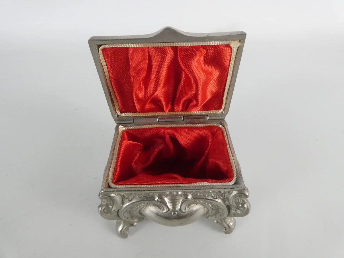 Fraaie verzameling van 6 diverse oude en vintage sieraden- en snuisterijdoosjes – 19e/20e eeuw - foto 25