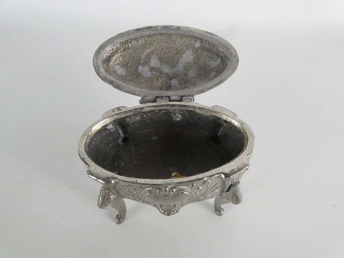 Fraaie verzameling van 6 diverse oude en vintage sieraden- en snuisterijdoosjes – 19e/20e eeuw - foto 29