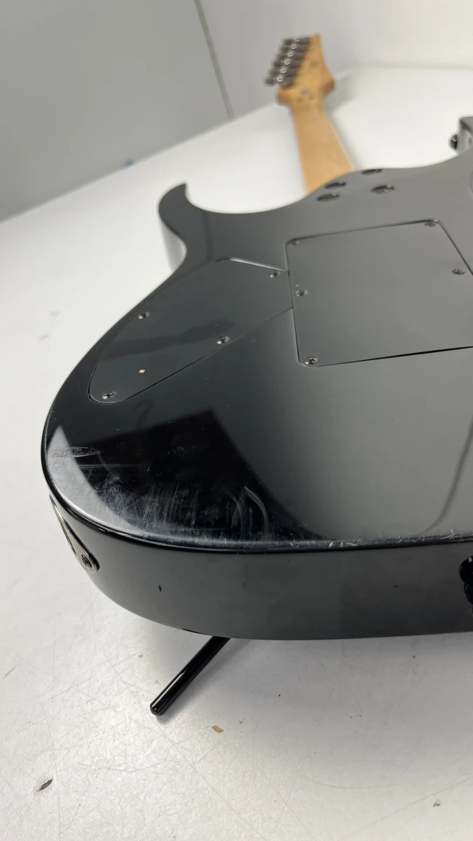 Elektrische gitaar Ibanez RG320 Black met Lo-TRS II tremolo - foto 9