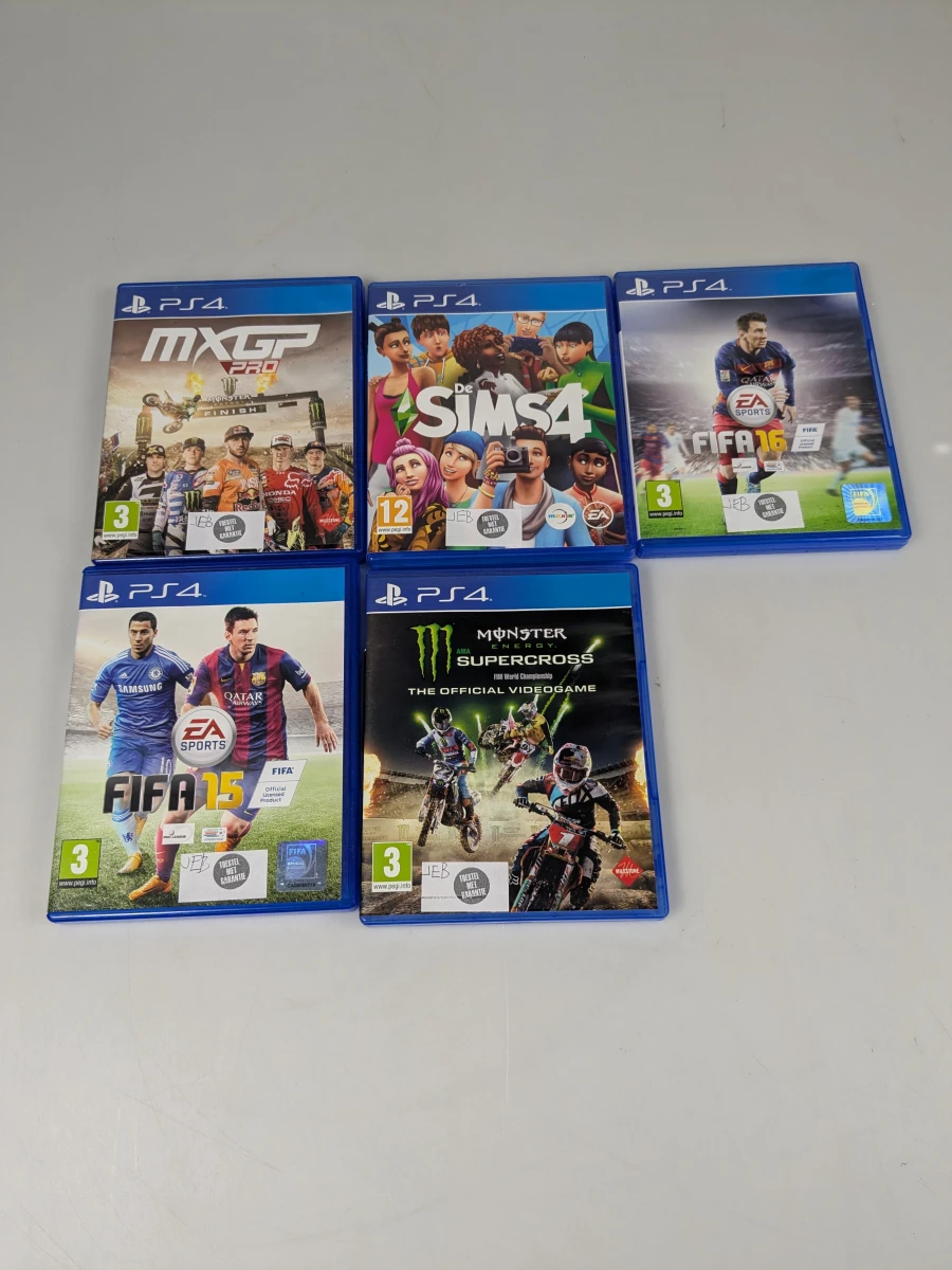 PlayStation 4 console met controller en 5 spellen - foto 3