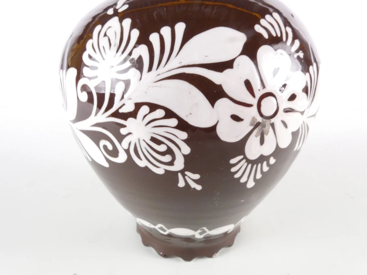 Vintage Hongaarse keramische vaas – Bruin met witte bloemen - foto 10