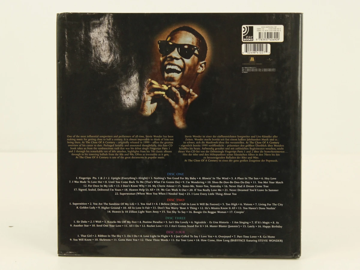 Stevie Wonder: At the Close of a century compilation Produced by Harry Weinger  Executive producers: Stevie Wonder and Kedar Massenburg- Ear Books - foto 8