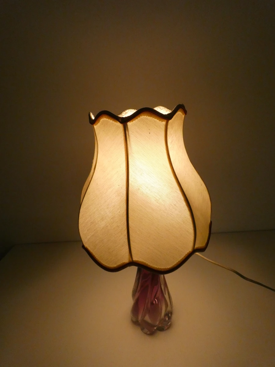 Decoratieve tafellamp met paarse glazen voet – Val Saint-Lambert - foto 17