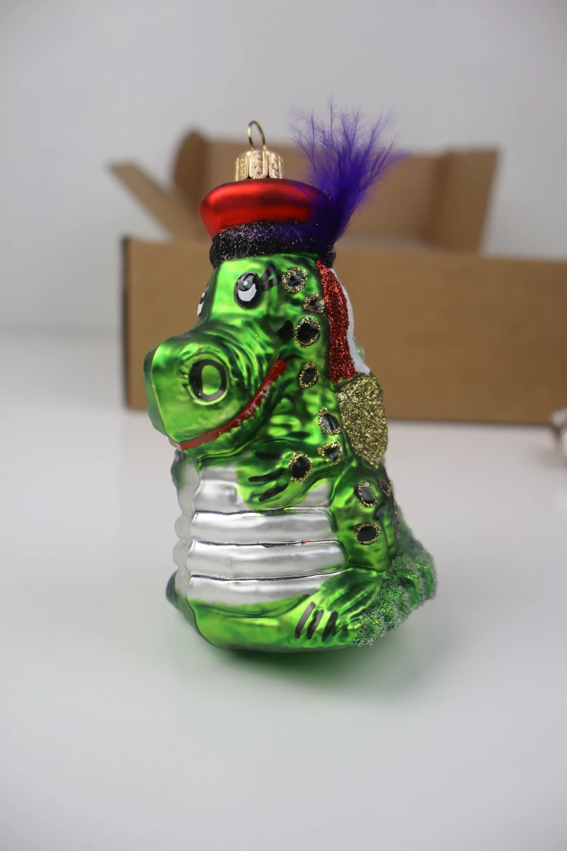 Kerstornamenten (draak, ruiterfiguur en gekleed paar) - foto 4