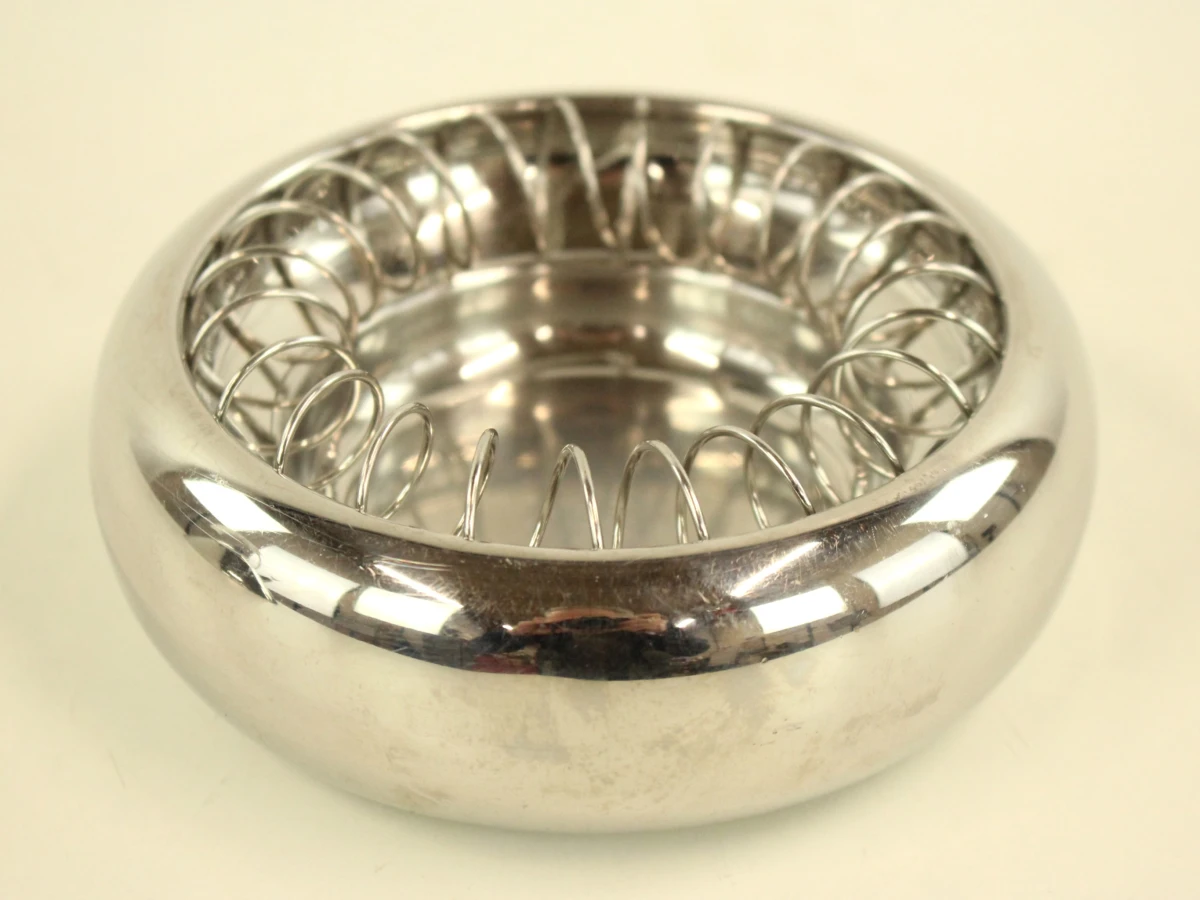 Lot van 4 designobjecten van Alessi – fluitketel, asbak en 2 spaghetti opbergdozen - foto 7