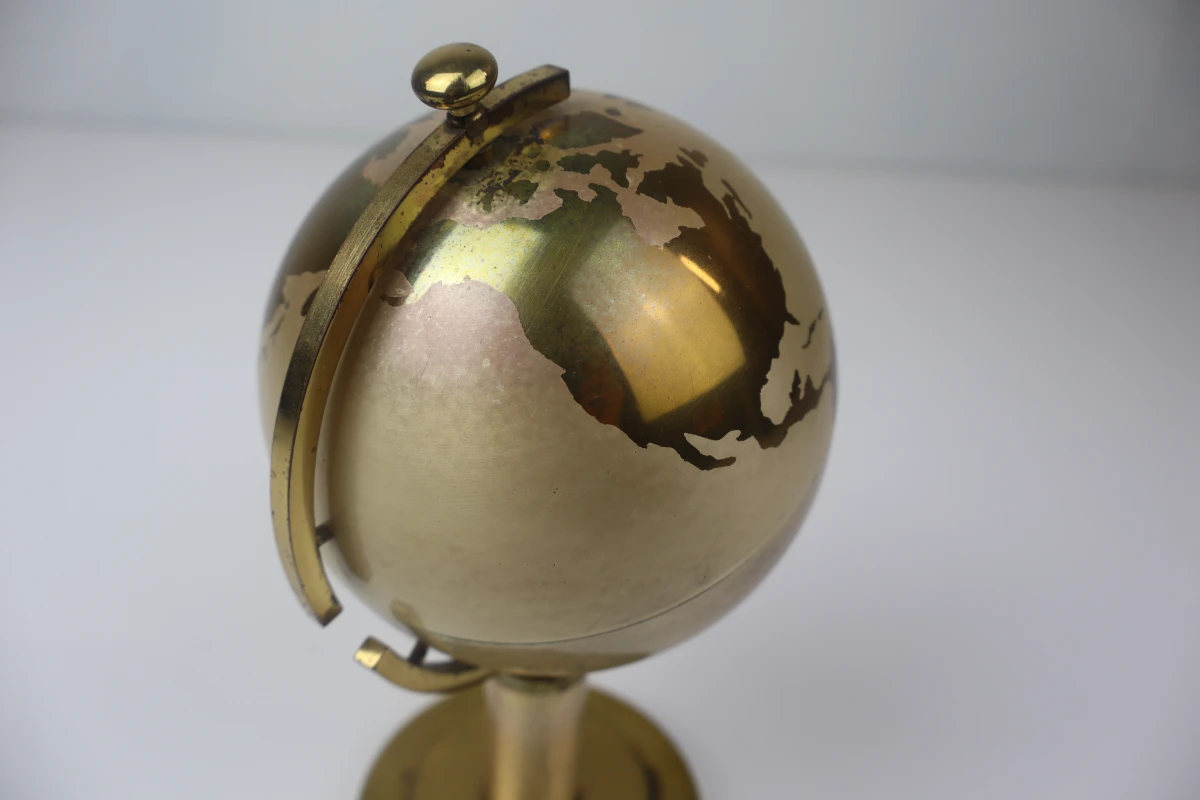 Wereldbol Sigarettenhouder met Telescopisch Mechanisme - foto 9