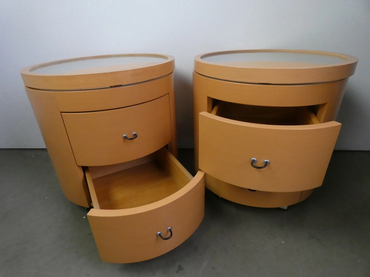 Set van 2 Hülsta Primo DC Ronde Design Nachtkastjes op Wieltjes - foto 2