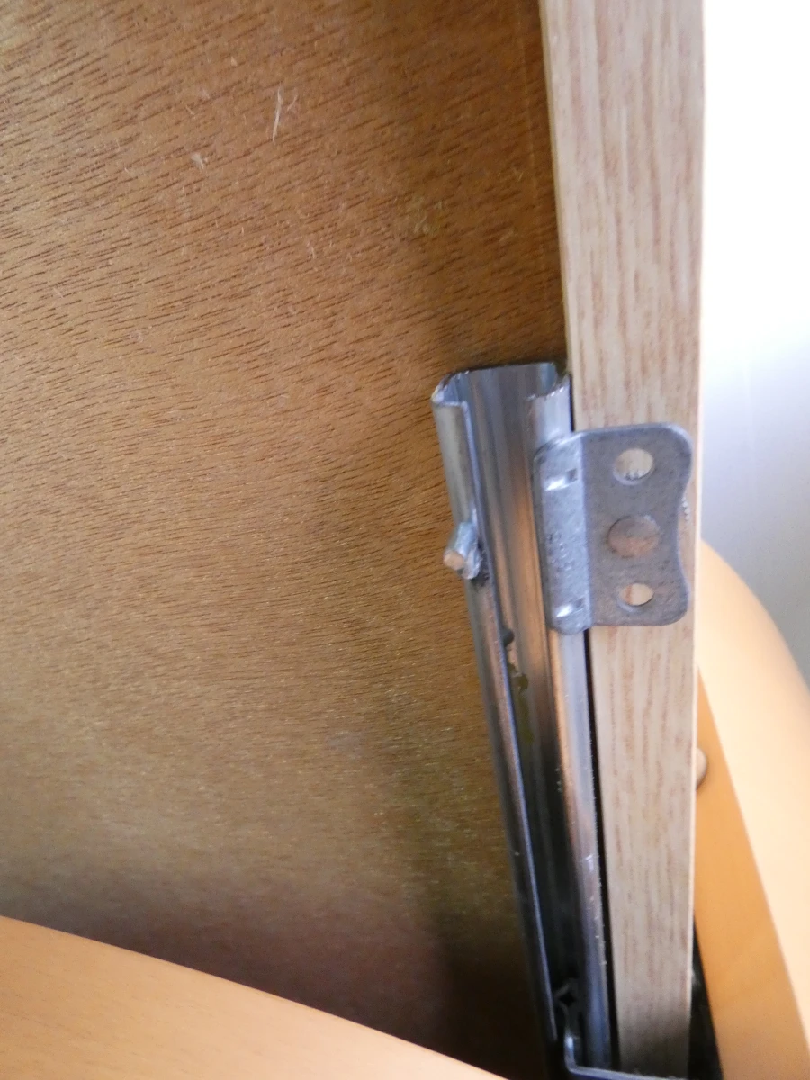 Set van 2 Hülsta Primo DC Ronde Design Nachtkastjes op Wieltjes - foto 12