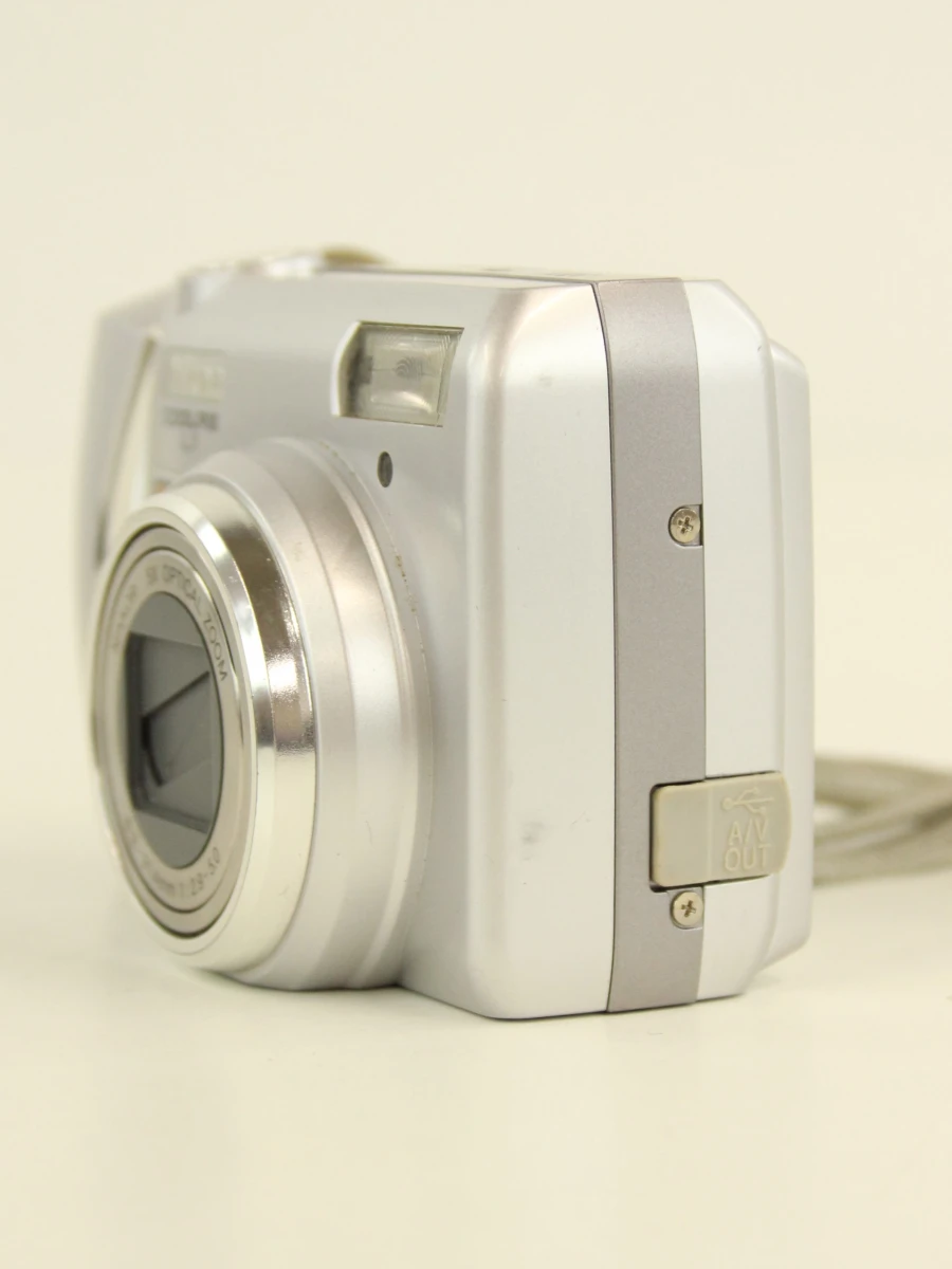 Digitale Nikon Coolpix L1 camera met tas en SD-kaart - foto 3