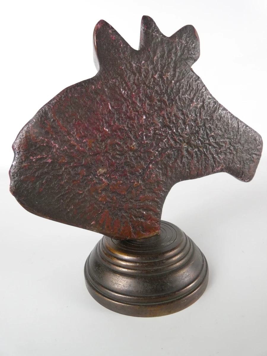 Bronzen paardenhoofd op voetstuk - foto 5