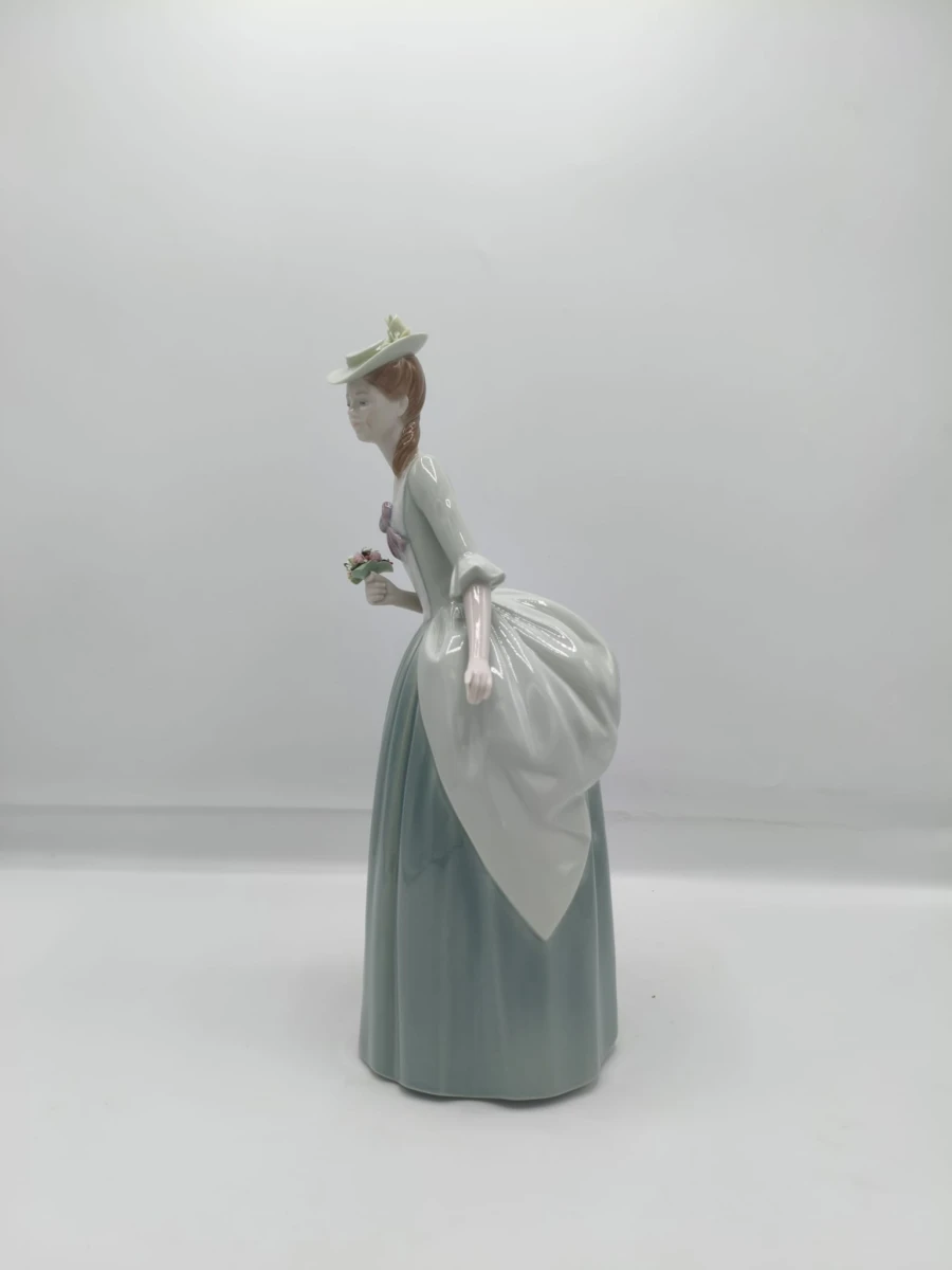 Lladro Floral scent porseleinen beeld - foto 4