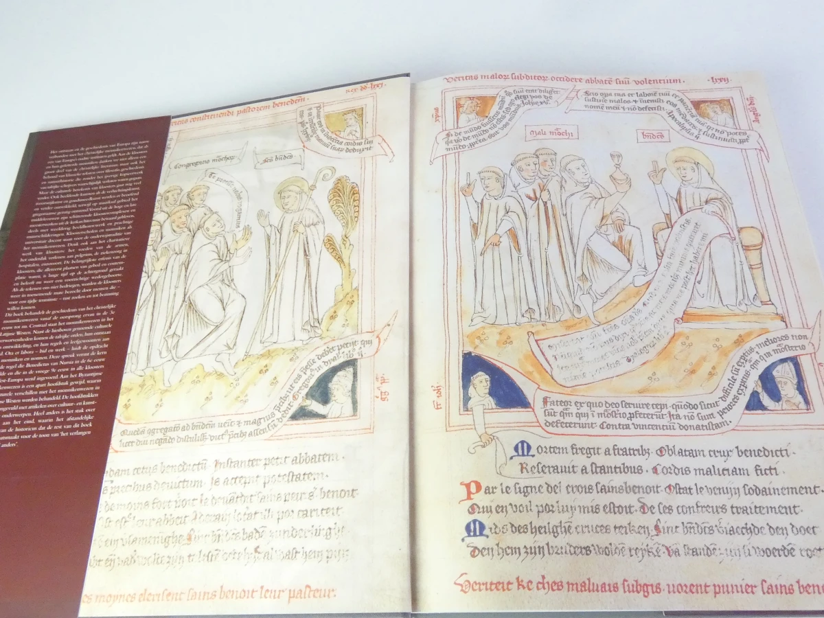 Boek Kloosters en Kloosterorden met religieuze kettingen en rozenkransen - foto 31