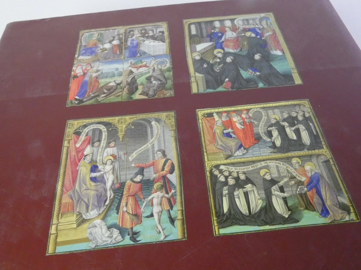 Boek Kloosters en Kloosterorden met religieuze kettingen en rozenkransen - foto 44