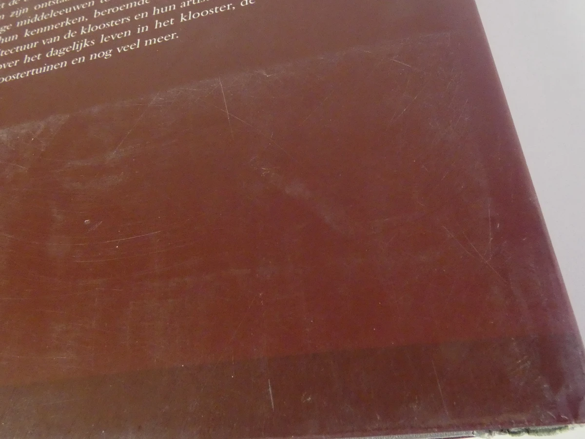 Boek Kloosters en Kloosterorden met religieuze kettingen en rozenkransen - foto 47