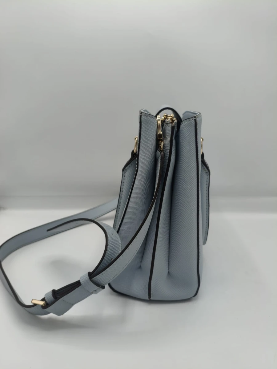 Guess Alexie Saffiano handtas - foto 3