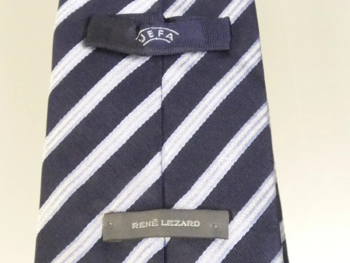 Set van 13 zijden dassen met voetbalmemorabilia - foto 2