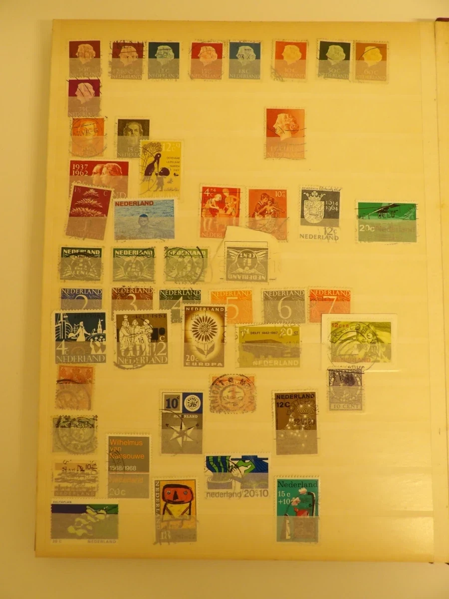 4 wereldwijde postzegelalbums - foto 11