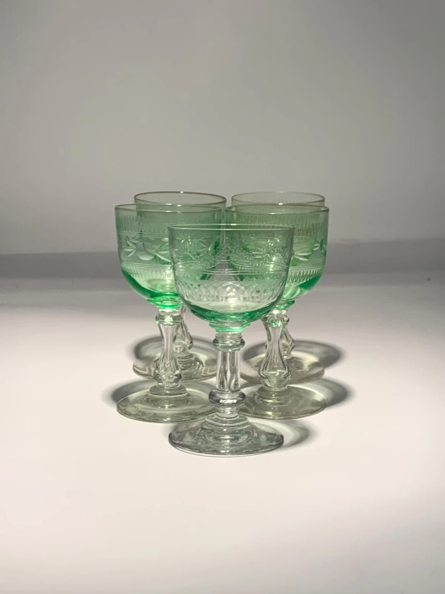 Set 5 uranium glazen en 1 karaf - foto 3