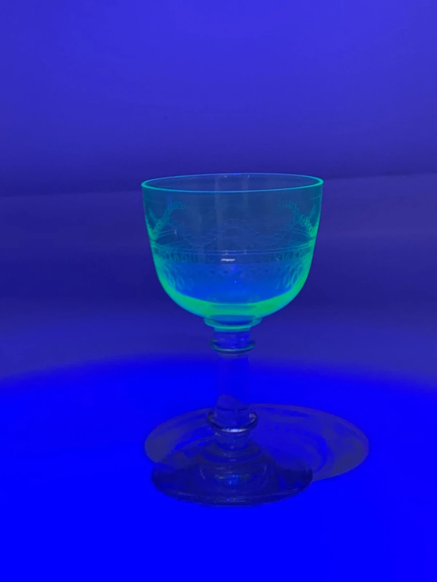 Set 5 uranium glazen en 1 karaf - foto 6