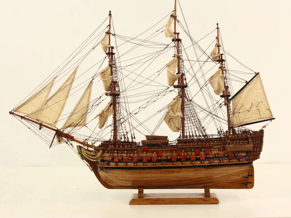 HMS VICTORY 1765 - indrukwekkend handgemaakt houten zeilschip - 75 cm - maritiem verzamelobject - foto 2