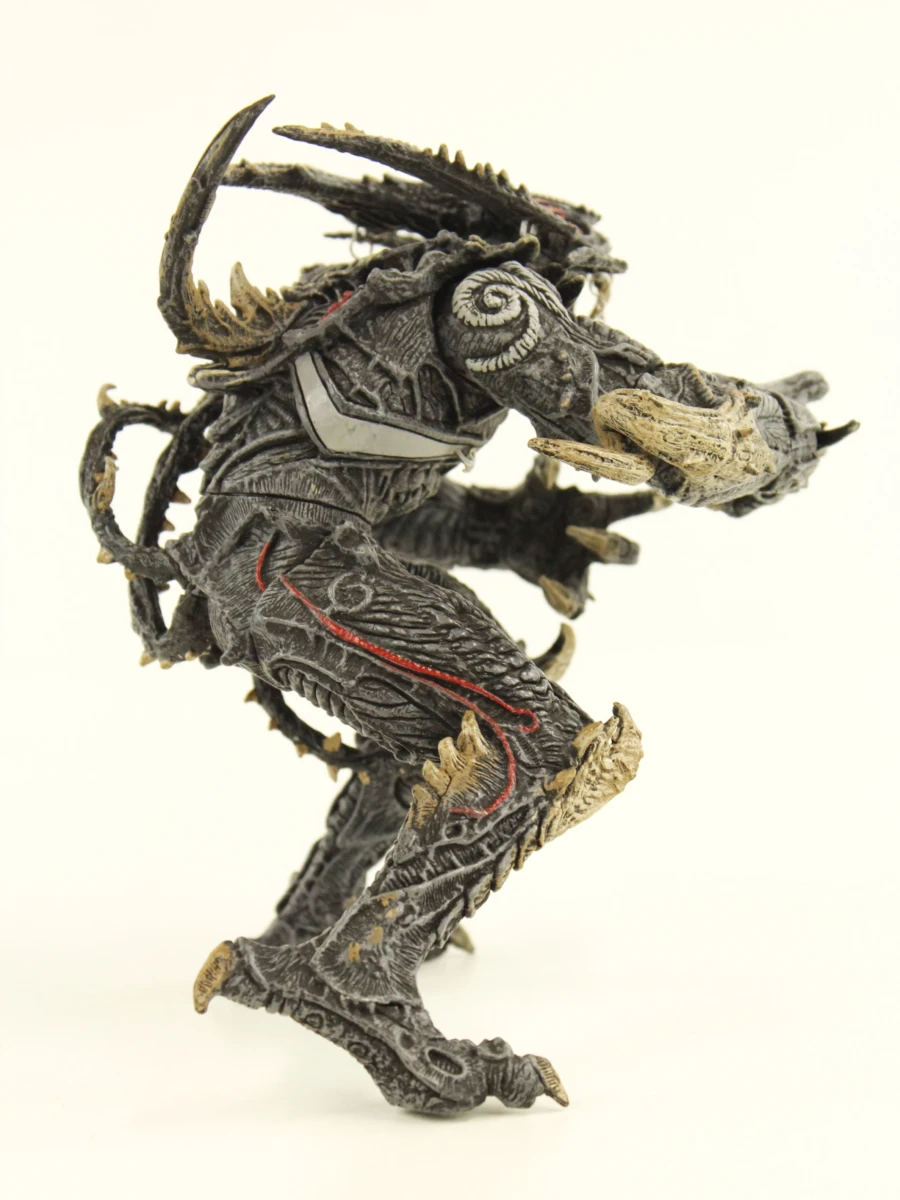 4 Sciencefiction / Horror Actiefiguren (McFarlane & NECA) - foto 3
