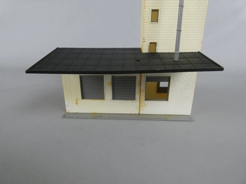 Modelbouw set treinstation Rheden en fabriek schaal H0 - foto 8
