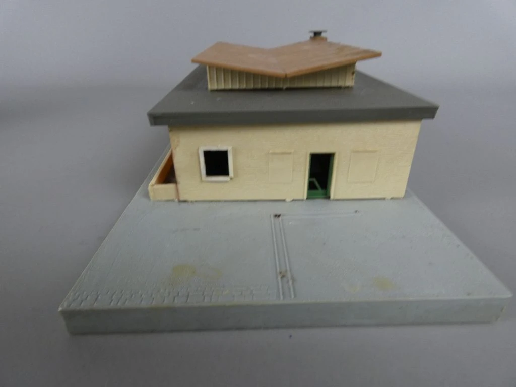 Modelbouw set treinstation Rheden en fabriek schaal H0 - foto 5
